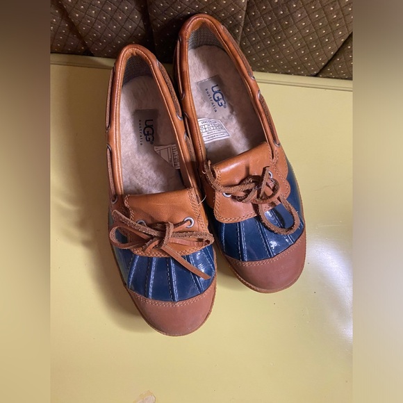 UGG Australia blue/brown duck shoes-sz 6 - Picture 2 of 6
